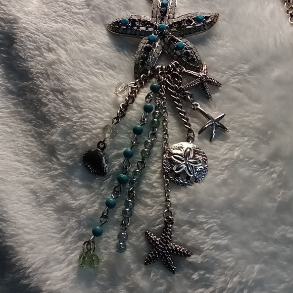 328. STATEMENT NECKLACE SILVER TONE BLUE GEMS OCEAN THEME 19" - Picture 3 of 6